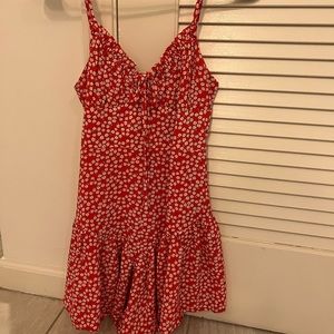 a romantic and very feminine piece